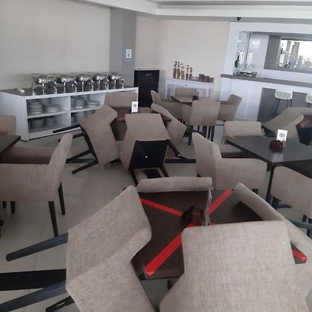 Grage Jogja Malioboro Hotel Джокякарта Екстериор снимка