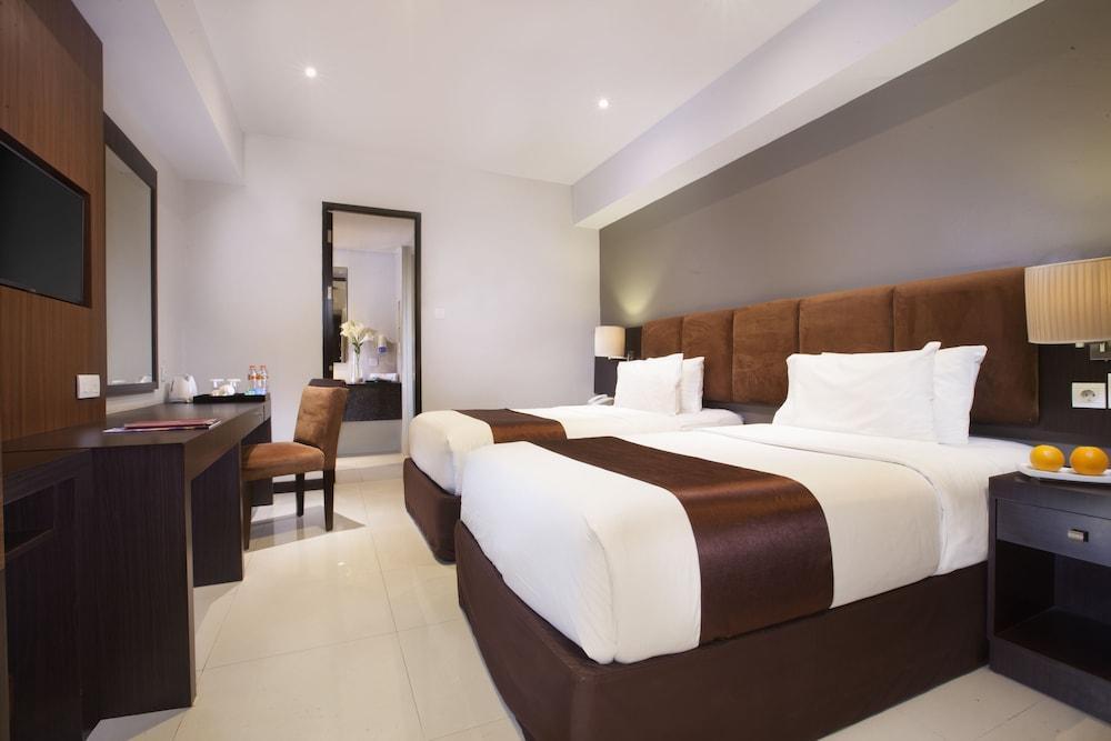 Grage Jogja Malioboro Hotel Джокякарта Екстериор снимка