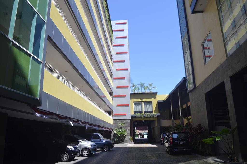 Grage Jogja Malioboro Hotel Джокякарта Екстериор снимка