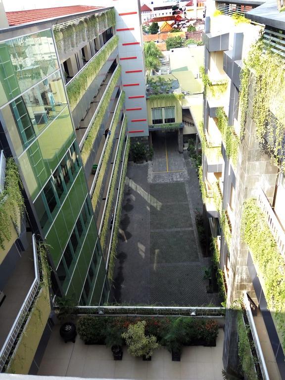 Grage Jogja Malioboro Hotel Джокякарта Екстериор снимка