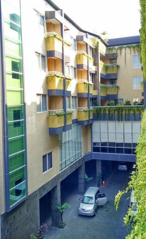 Grage Jogja Malioboro Hotel Джокякарта Екстериор снимка