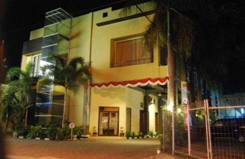 Grage Jogja Malioboro Hotel Джокякарта Екстериор снимка