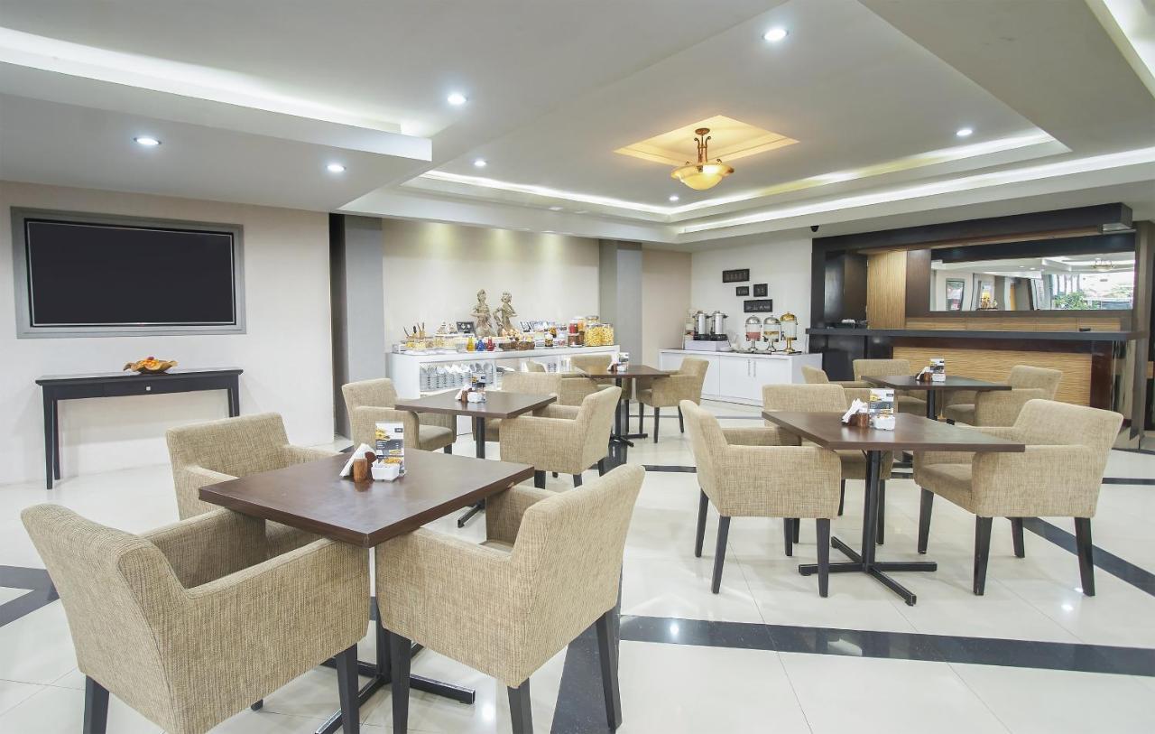Grage Jogja Malioboro Hotel Джокякарта Екстериор снимка